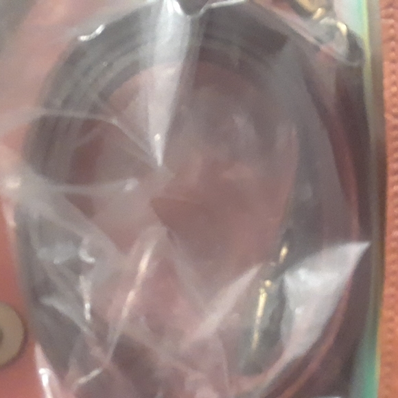 woman's clutch leather purse - Picture 4 of 8